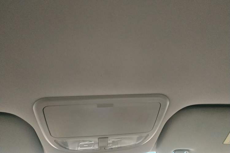 Used Geely Auto Classic Emgrand 2013 Sedan 1.5L Manual Entry-Level Model
