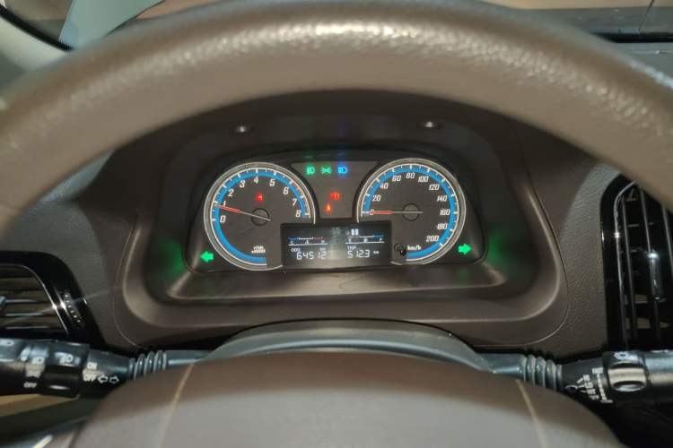 Used Baojun 730 2014 1.5L manual Comfort version 7 seats
