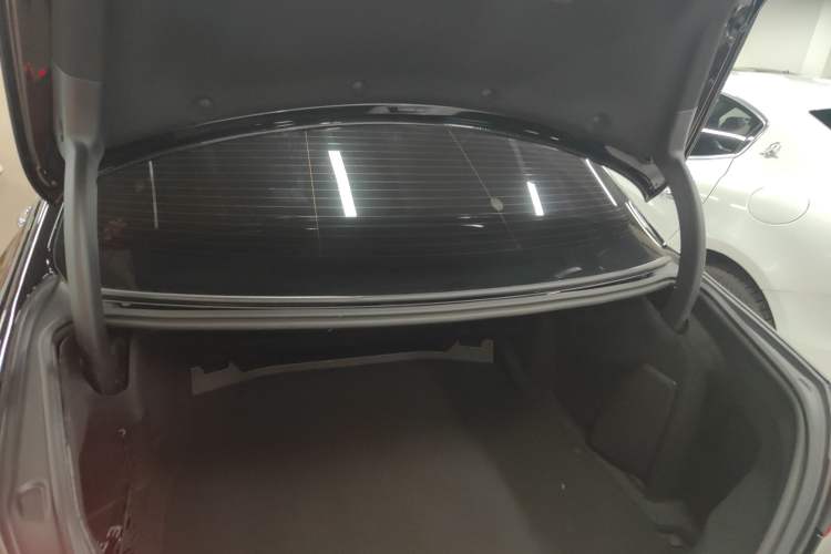 Used Mercedes-Benz E-Class 2022 Updated E 300 L Luxury Edition