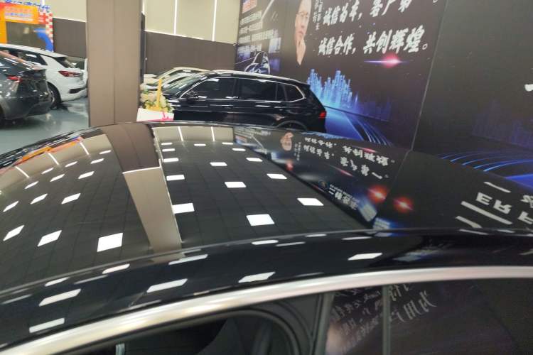 Used CHANGAN NEVO A07 2025 Blue Whale Pure Electric 625 Flagship Model Roof