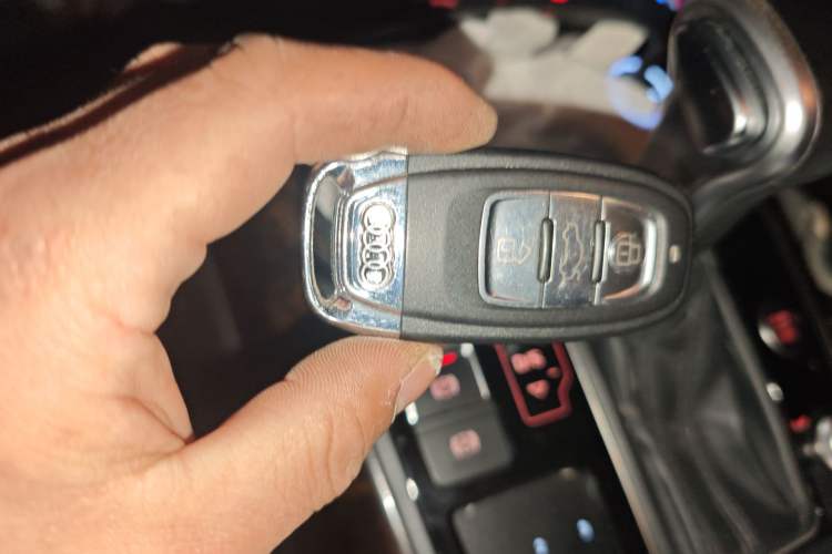 Used Audi A6L 2014 TFSI Comfort Model
