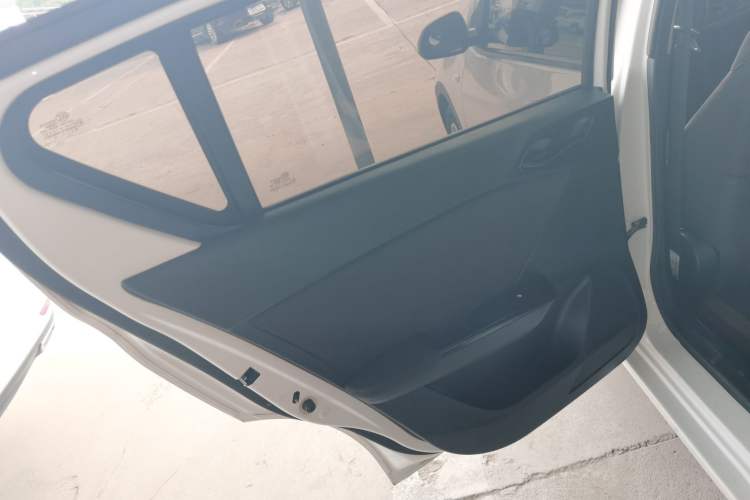 Used Baojun 310 2016 1.2L manual Comfort trim level
