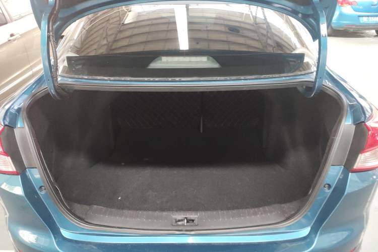 Used Nissan Lannia 2016 1.6L CVT Cool Edition