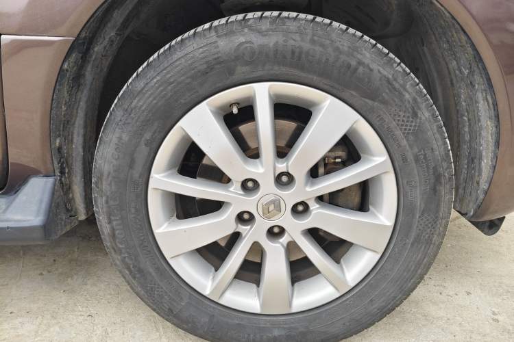 Used Renault Koleos 2013 2.5L 4x4 Comfort Edition