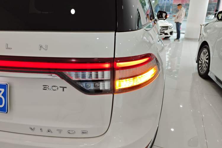 Used Lincoln Aviator 2022 3.0T V6 Four-Wheel Drive Luxury Edition
