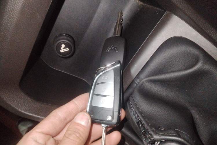 Used Wuling Hongguang V 2021 1.5L Enjoyment Edition LAR
