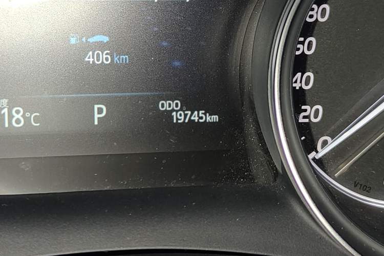 Used Toyota Camry 2023 2.0G Luxury Edition