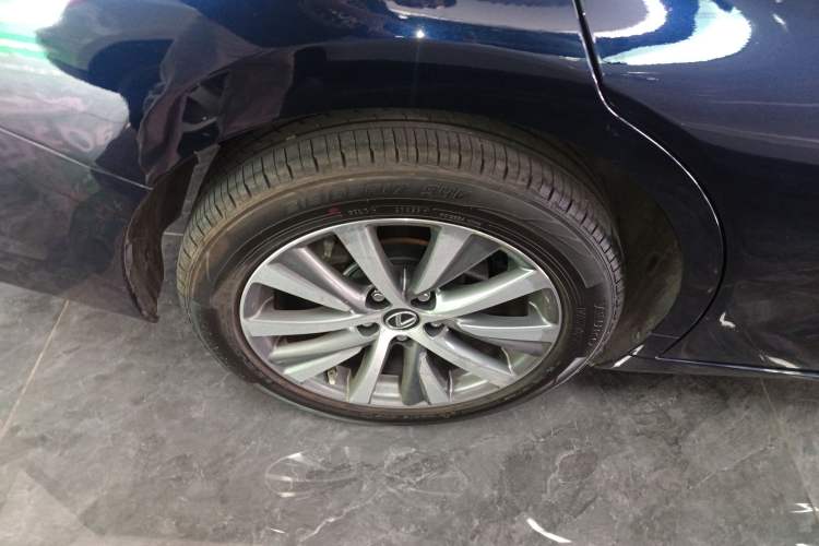 Used Lexus ES 2020 260 Excellence Edition
