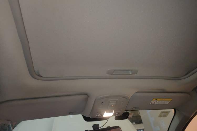 Used Citroen C4L 2014 1.8L Intelligent Drive Automatic Enjoyment Model
