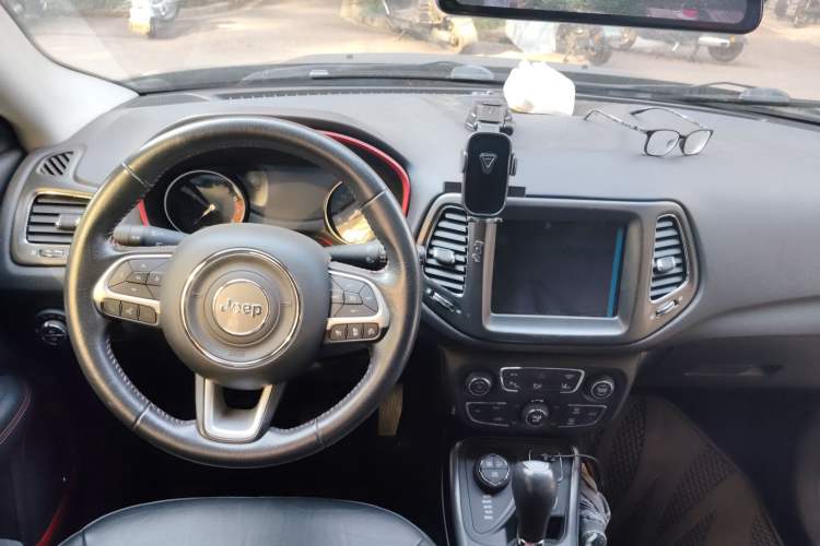 Used Jeep Compass 2017 200TS Automatic High-Performance All-Wheel Drive Edition