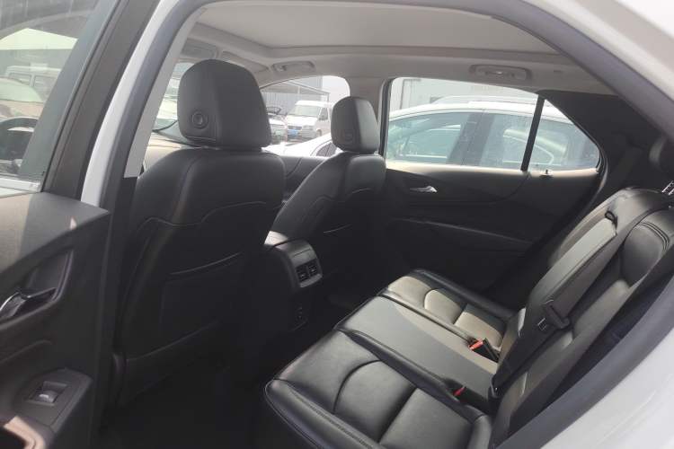 Used Chevrolet Equinox 2017 535T Automatic YuJie Edition Left Rear Seat