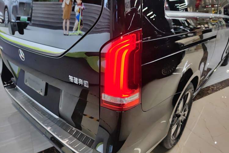 Used Mercedes-Benz V-Class 2020 V 260 L Long-wheelbase Luxury Edition
