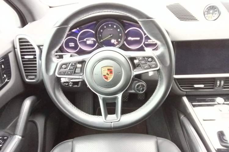 Used Porsche Cayenne E-Hybrid 2021 Cayenne E-Hybrid 2.0T Steering Wheel