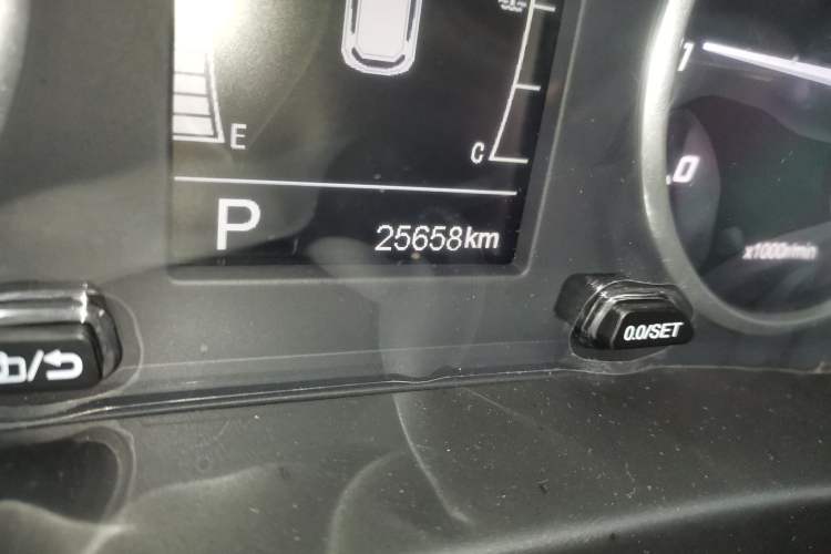 Used Chery Tiggo 5x 2019 HERO 1.5L CVT Fashion Edition Odometer Close Up