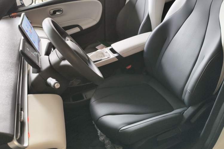 Used Dongfeng NAMMI 01 2026 Model Originality Edition 330Air
