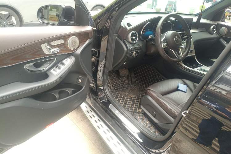 Used Mercedes-Benz GLC 2022 GLC 300 L 4MATIC Dynamic Model Driver Seat