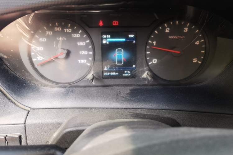 Used Iveco Eurocargo 2021 2.0T Manual Super-Rui Short Wheelbase High-Roof Side-Sliding Door F1A