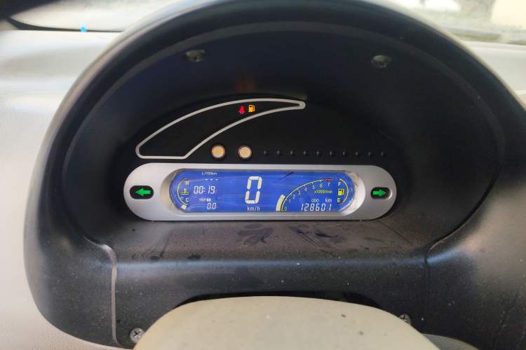 Used Chery QQ3 2012 Fashion Edition 1.0L Manual Champion Version