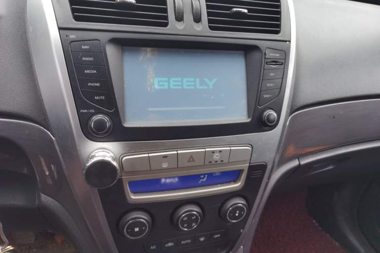 Used Geely Auto SX7 2013 2.0L Manual Elite Edition