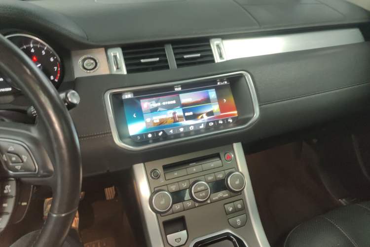 Used Land Rover Range Rover Evoque 2018 240 PS SE DYNAMIC Smart Edition