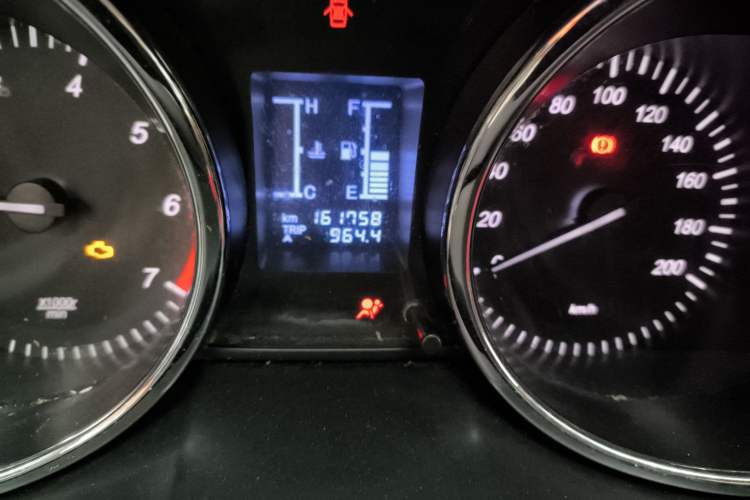 Used HYOSOW S3 2016 1.5L Manual Comfort Version China IV Emission Standard
