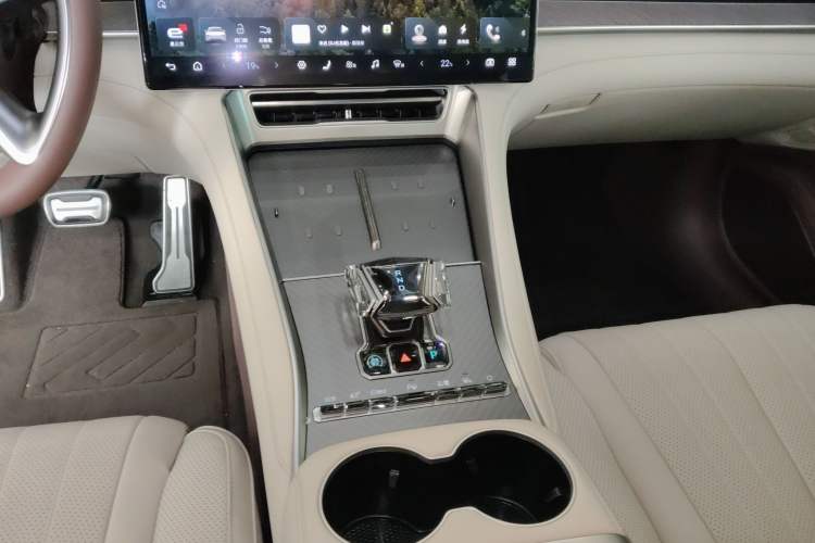 Used Denza Z9GT 2024 630 All-Wheel Drive Max Edition