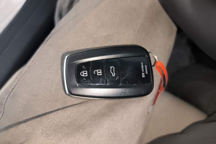 Used Toyota Avalon 2022 Dual-Engine 2.5L Luxury Edition
