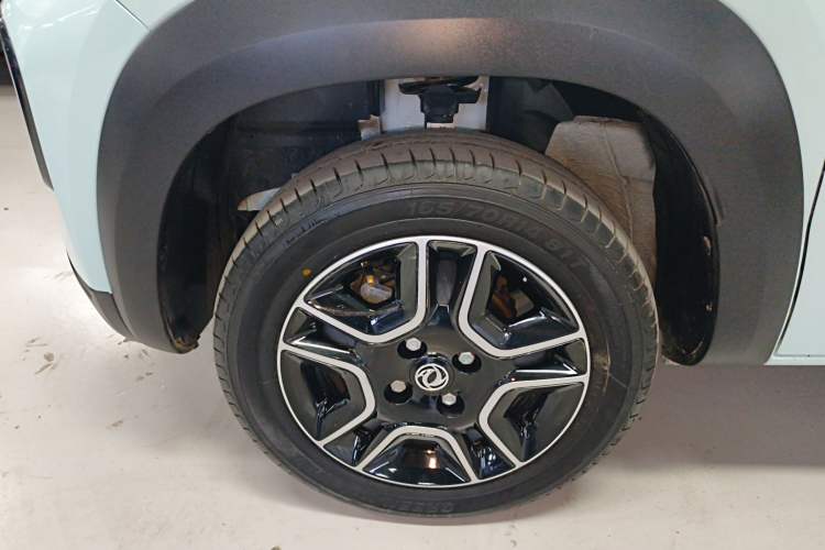 Used Dongfeng NAMMI BOX 2022 Light Wind Edition 201KM Lightning Model Exterior 4