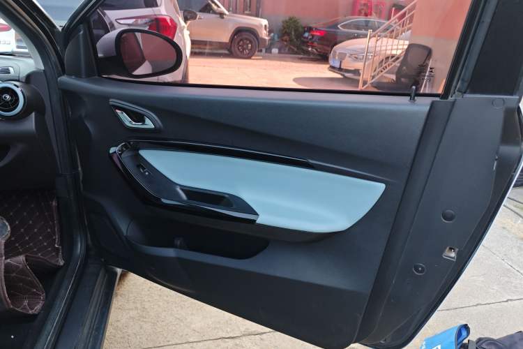 Used Chery New Energy Little Ant 2022 Sweet Pink Edition Half-Sugar Version 3-Cell Lithium 30kW 301km