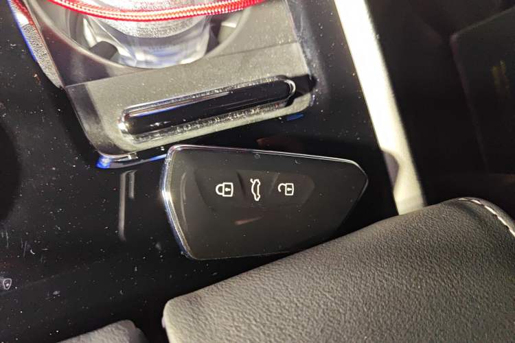 Used Volkswagen Teramont 2023 380TSI Four-Wheel Drive Prestige Flagship Edition Vehicle Key