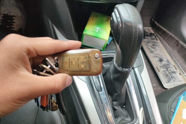 Used Chevrolet Malibu 2017 1.5T Automatic Luxury Edition Vehicle Key