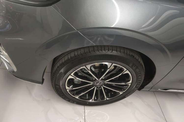 Used Roewe iMAX8 2022 400TGI Celebration Edition