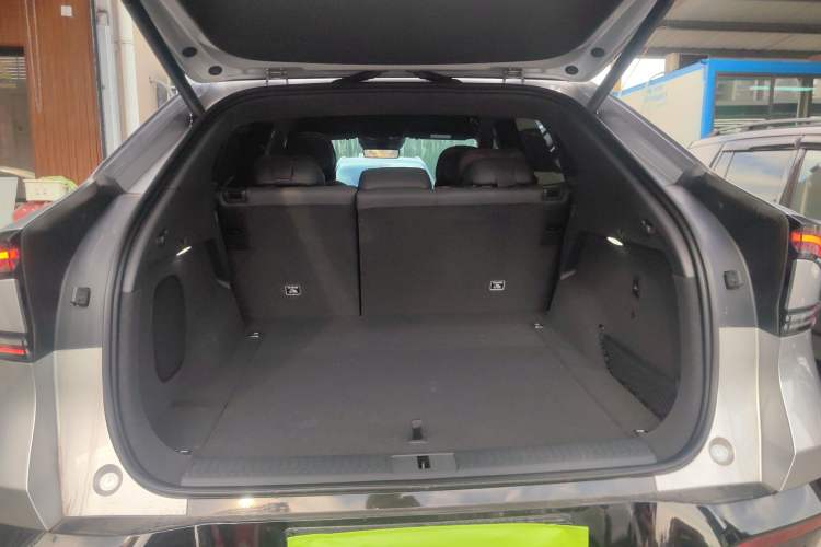 Used XPeng G7 2025 702 Max Trunk