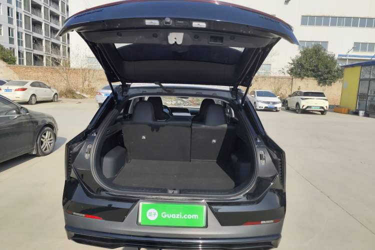 Used Venucia V DD-i 2023 110 km iE Version
