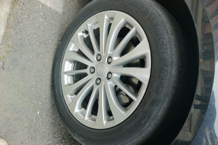 Used Buick LaCrosse 2018 28T Elite Edition
