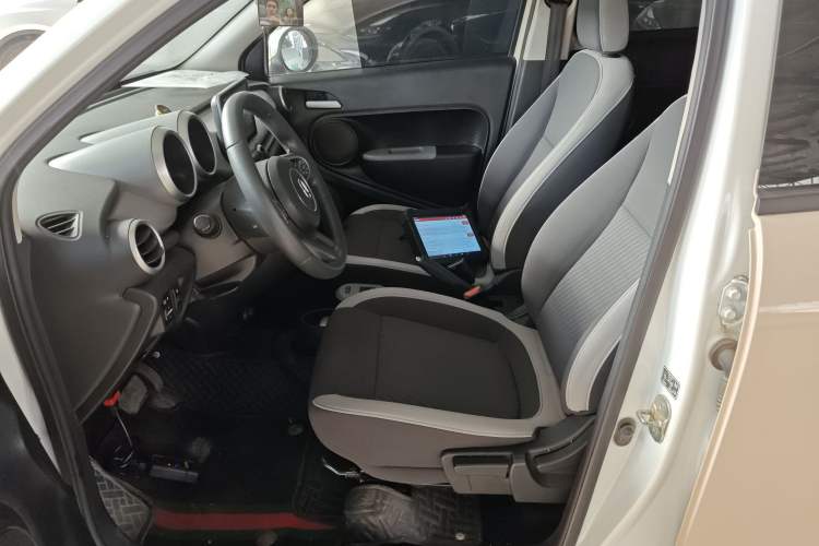 Used ORA Black Cat 2022 301km Base Version Ternary Lithium
