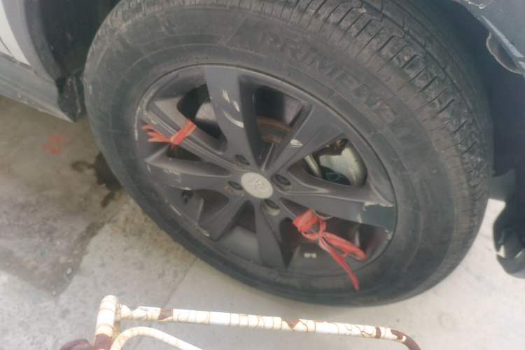 Used BYD Yuan New Energy 2018 EV360 Smart Connect Cool Edition Right Front Wheel Hub