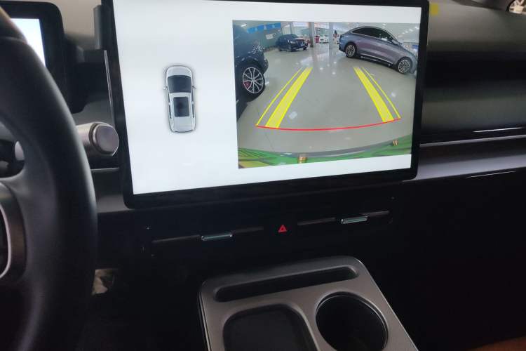 Used AION Y 2025 Plus 610 Smart Edition Audio And AC Panel