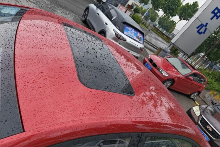 Used Roewe i5 2019 1.5L Automatic 4G Connected Langhao Edition
