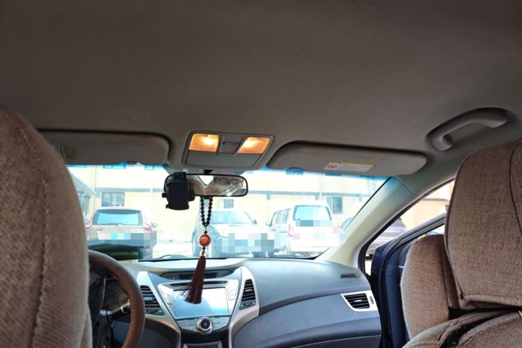 Used Hyundai Elantra (5th Generation / Langdong) 2012 1.6L Manual Fashion Edition