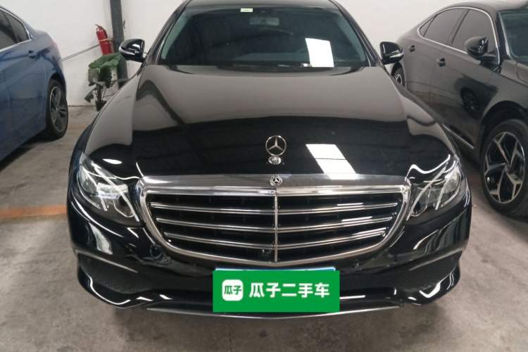Used Mercedes-Benz E-Class 2018 Facelift E 300 L Luxury Edition
