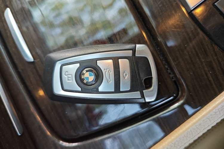 Used BMW 7 Series 2009 740Li Leading Model
