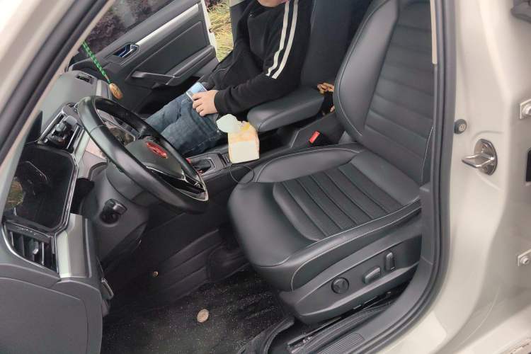 Used Volkswagen Lamando 2021 280TSI DSG Comfort Edition Left Front Seat