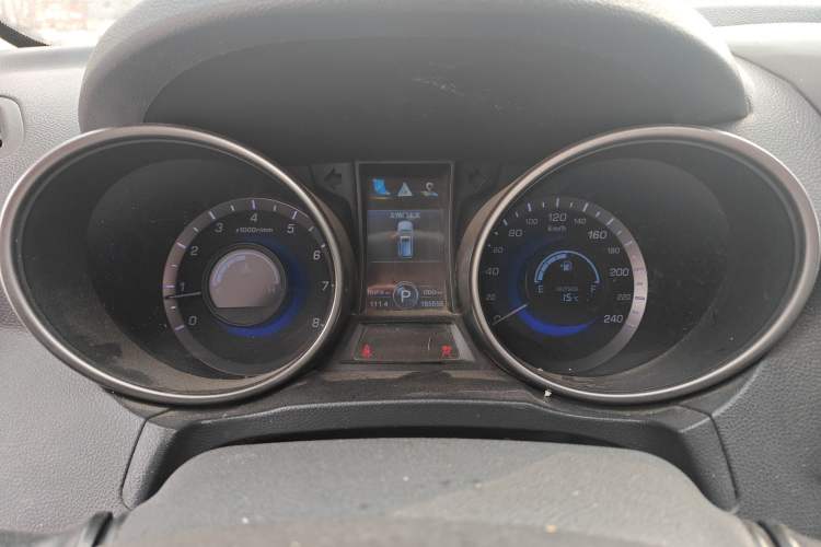 Used Changan CS75 2016 1.8T Automatic Elite Model China V Standard