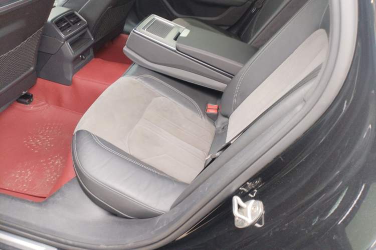 Used Audi A6L 2020 40 TFSI Luxury Dynamic Edition Left Rear Seat