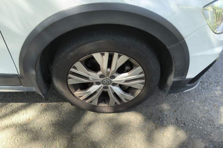 Used Volkswagen C-TREK 2017 230TSI DSG Comfort Version