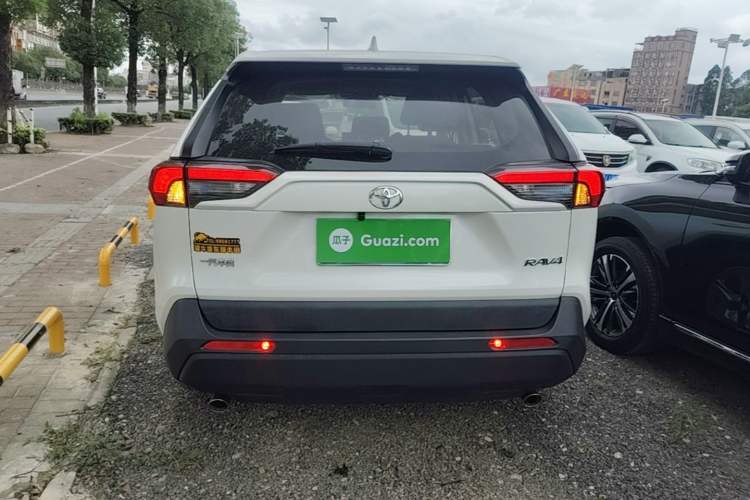 Used Toyota RAV4 2020 2.0L CVT Two-Wheel Drive Urban Edition
