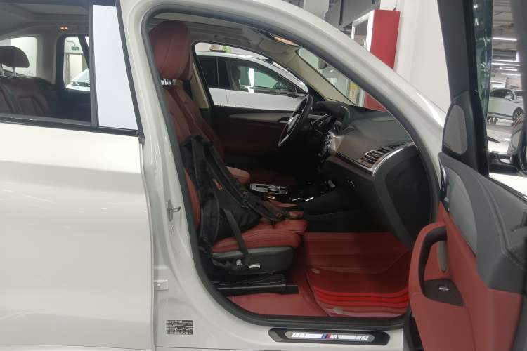 Used BMW iX3 2022 Updated Leading Type
