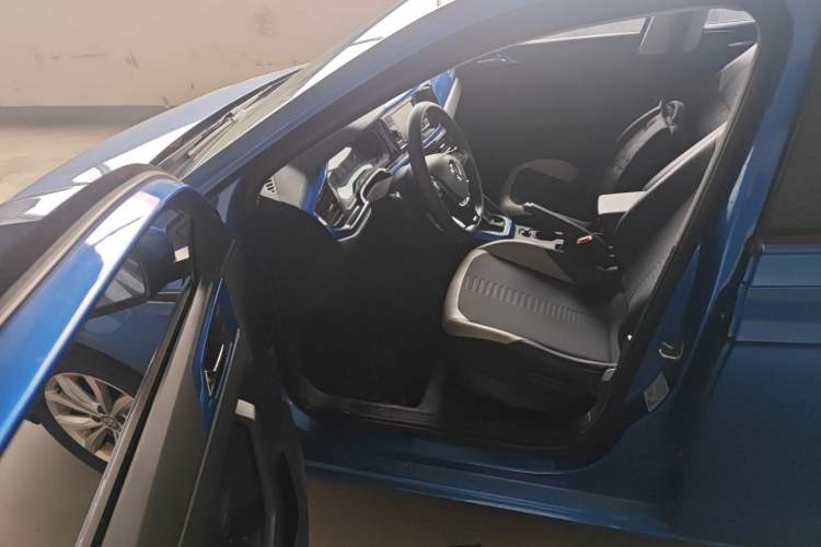 Used Volkswagen Polo 2019 Plus 1.5L Automatic Colorful Technology Edition Driver Seat