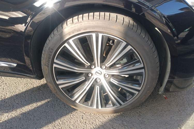 Used Volvo S90 2025 B5 Zhiyuan Luxury Edition
